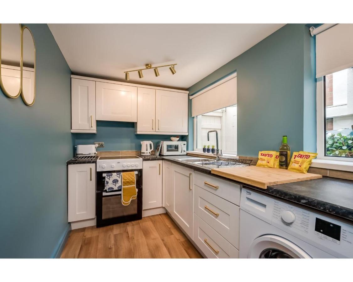 Central Belfast Apartments Chic Luxe R&R Екстер'єр фото