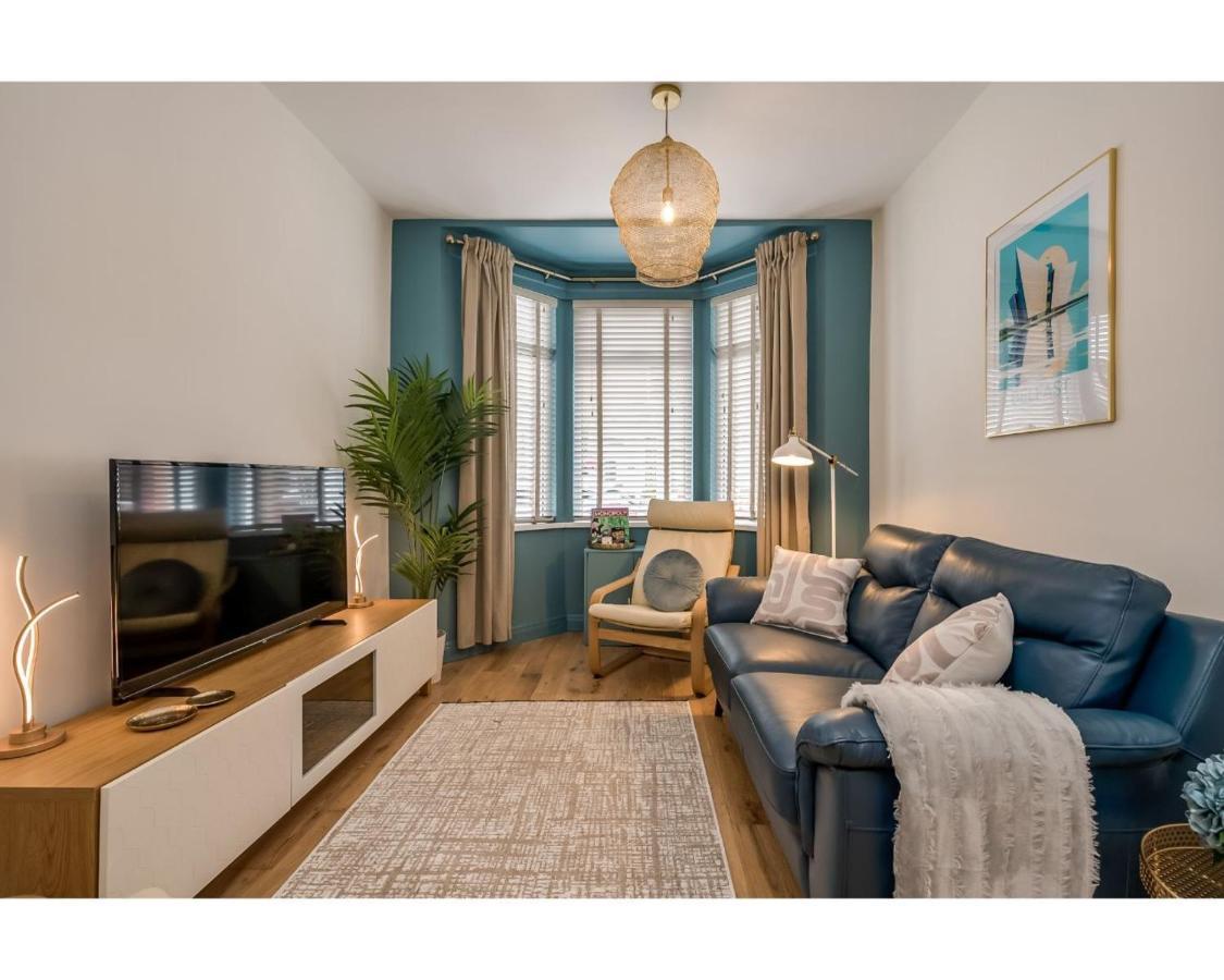 Central Belfast Apartments Chic Luxe R&R Екстер'єр фото