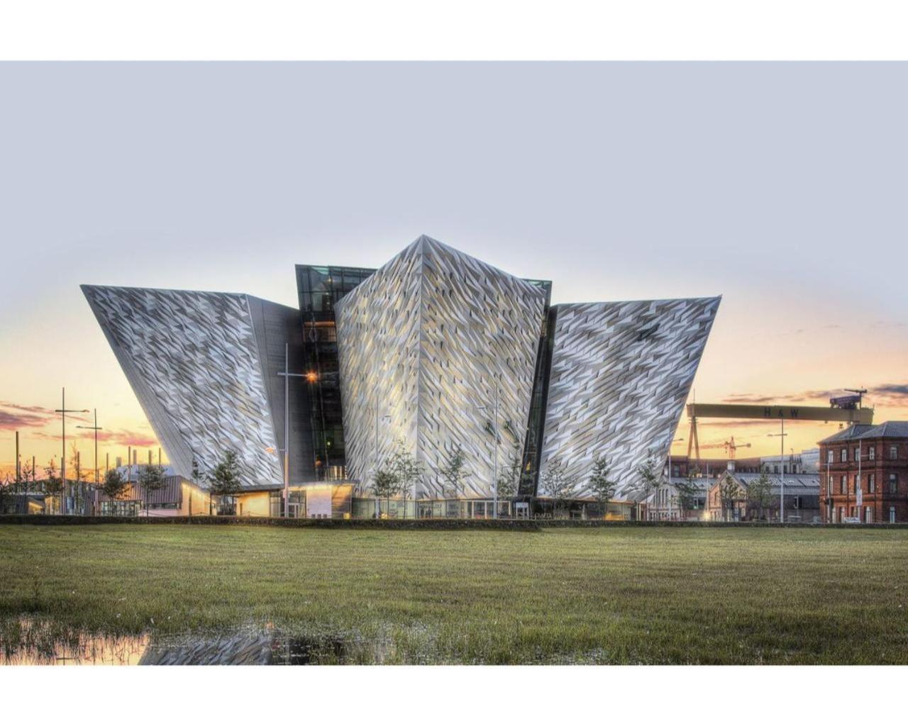 Central Belfast Apartments Chic Luxe R&R Екстер'єр фото