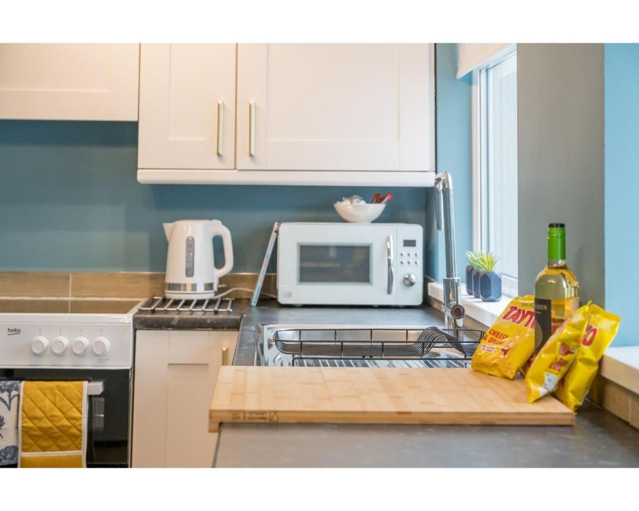 Central Belfast Apartments Chic Luxe R&R Екстер'єр фото