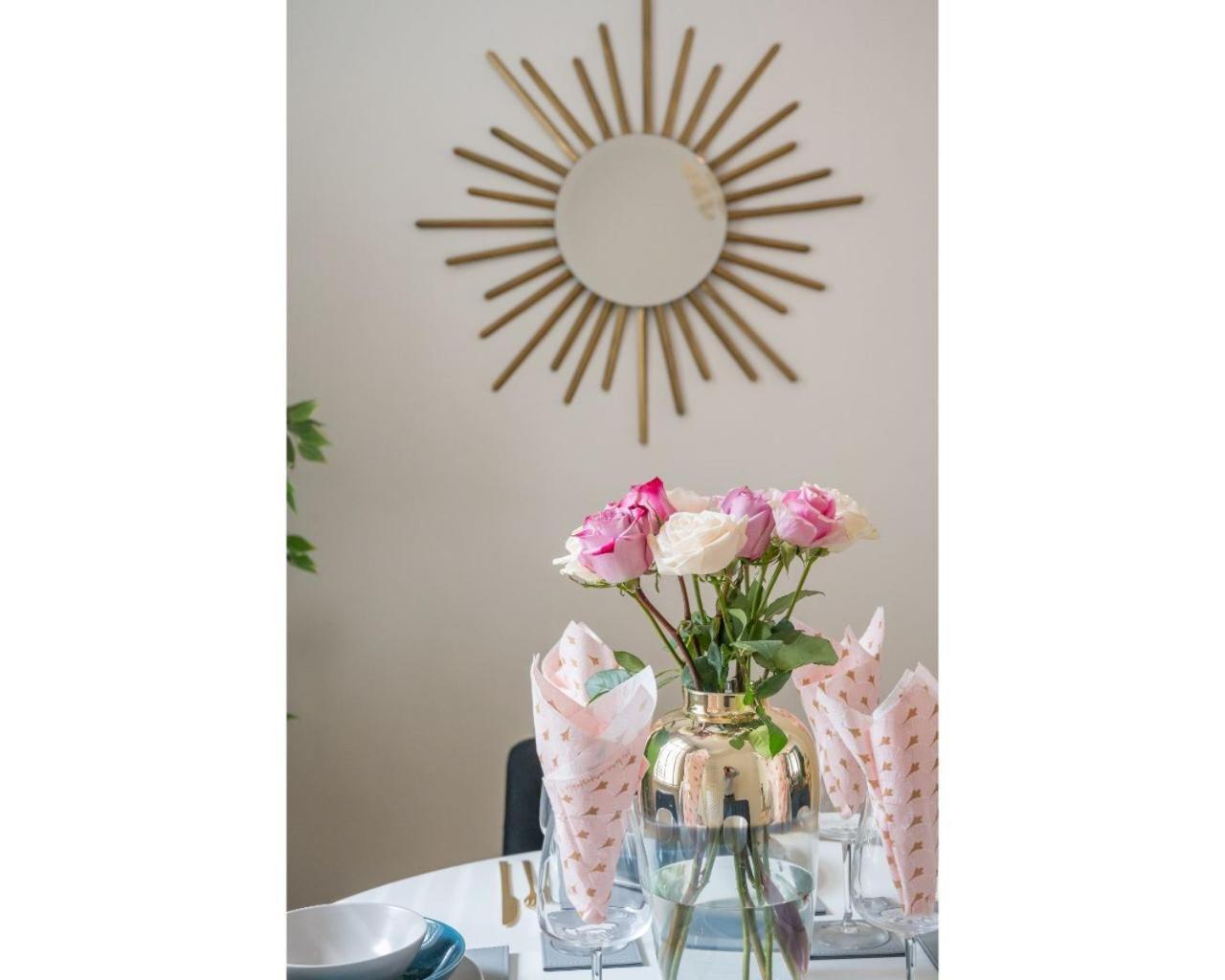 Central Belfast Apartments Chic Luxe R&R Екстер'єр фото