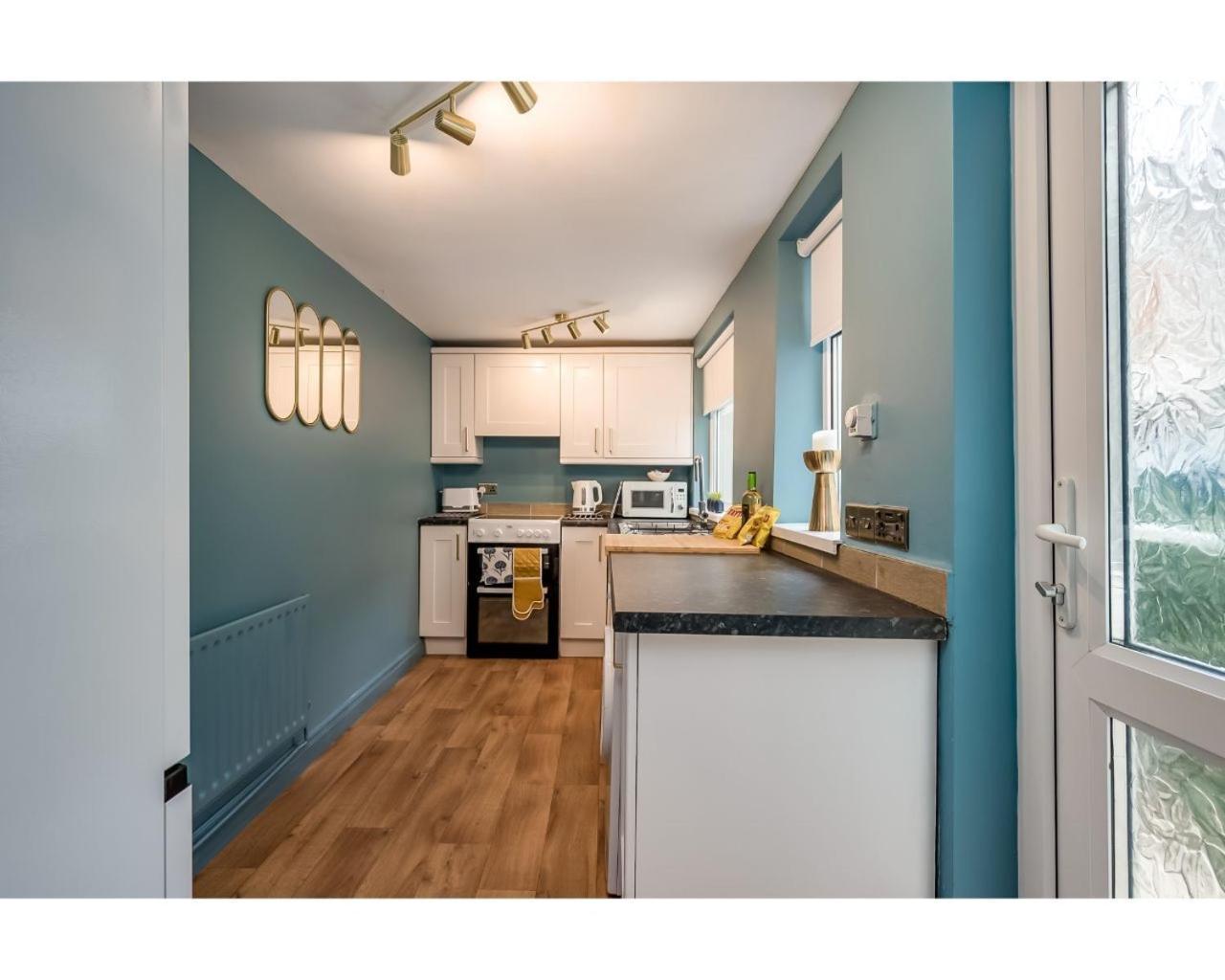 Central Belfast Apartments Chic Luxe R&R Екстер'єр фото